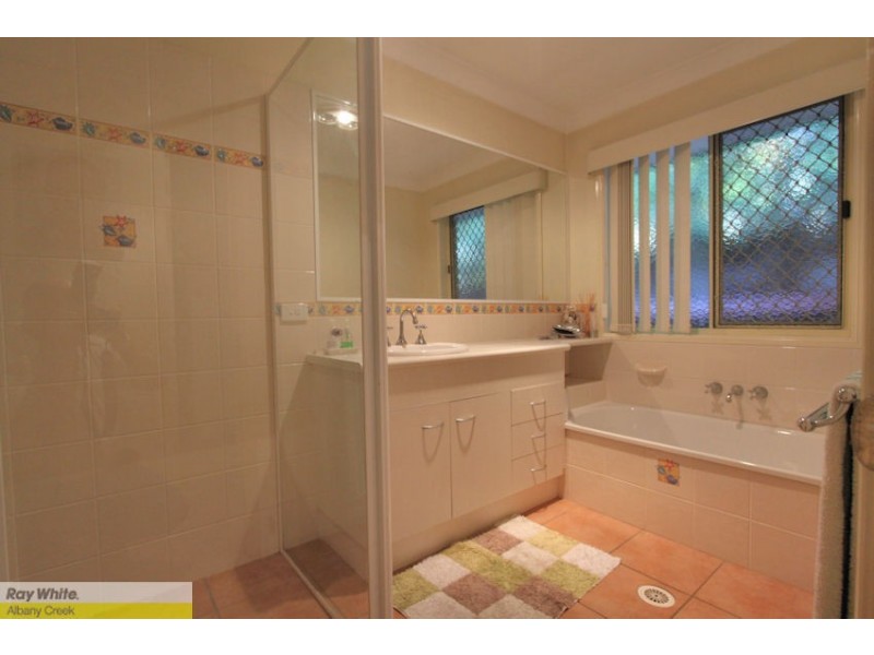 7 Excelcia Court, Eatons Hill QLD 4037