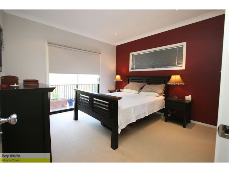 96 Saraband Dr, Eatons Hill QLD 4037