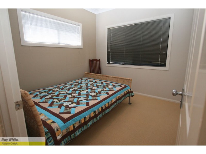 96 Saraband Dr, Eatons Hill QLD 4037