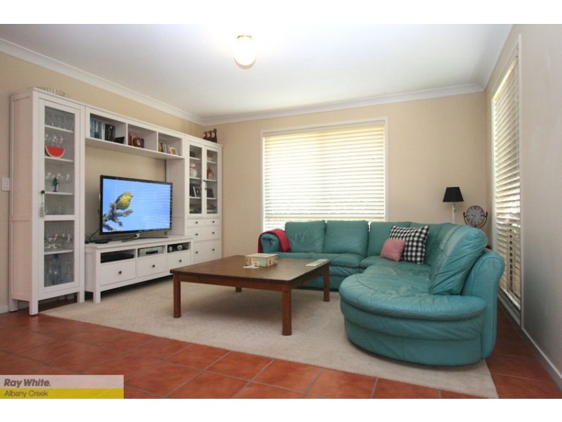 9 Dove Court, Albany Creek QLD 4035