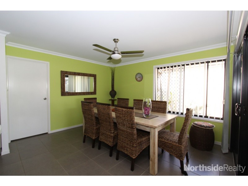 8 Tributary Court, Eatons Hill QLD 4037