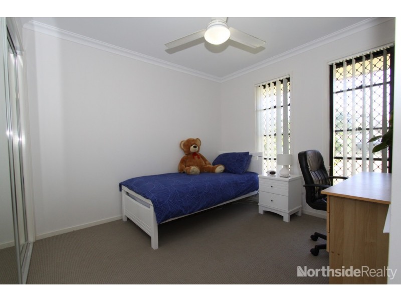 8 Tributary Court, Eatons Hill QLD 4037