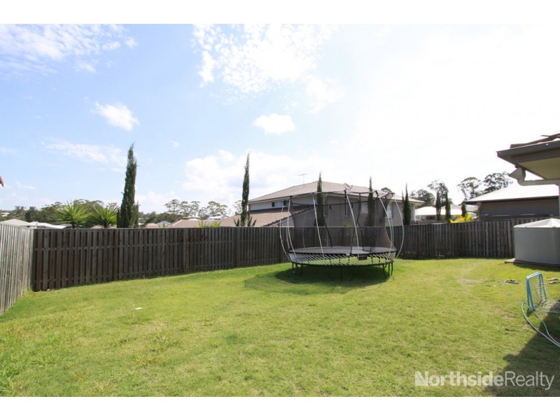 8 Tributary Court, Eatons Hill QLD 4037