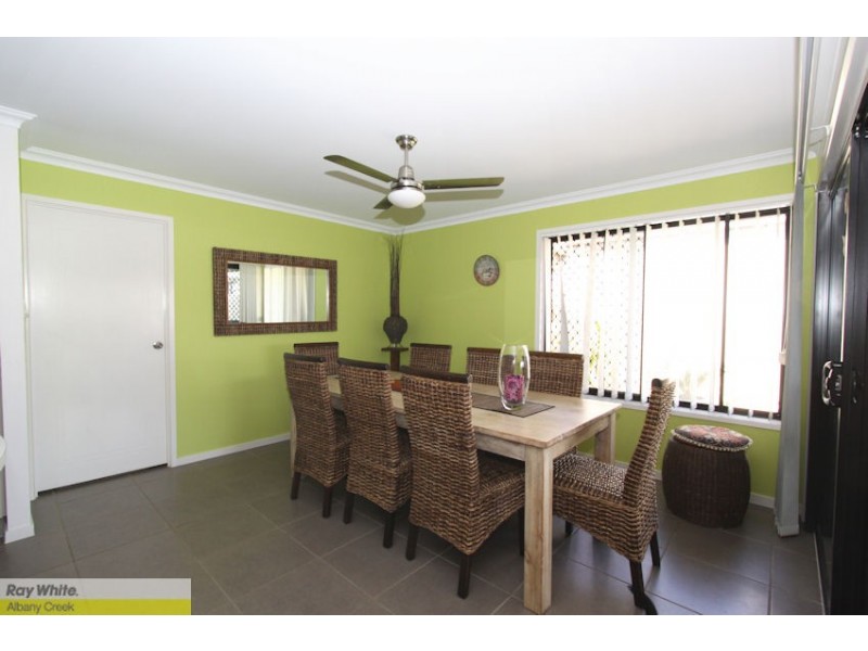 8 Tributary Court, Eatons Hill QLD 4037