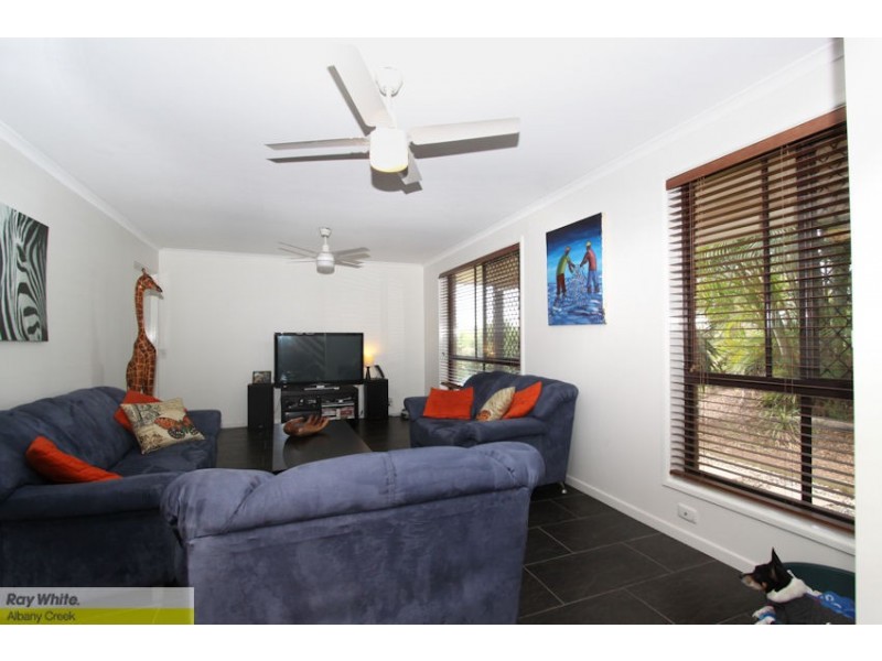 8 Gabrielle Ct, Albany Creek QLD 4035