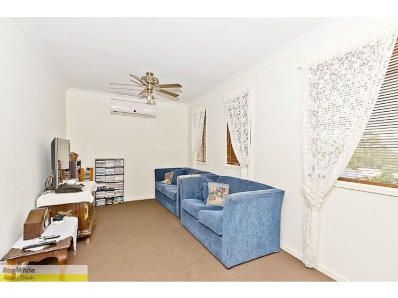 2 Lukla Ct, Warner QLD 4500