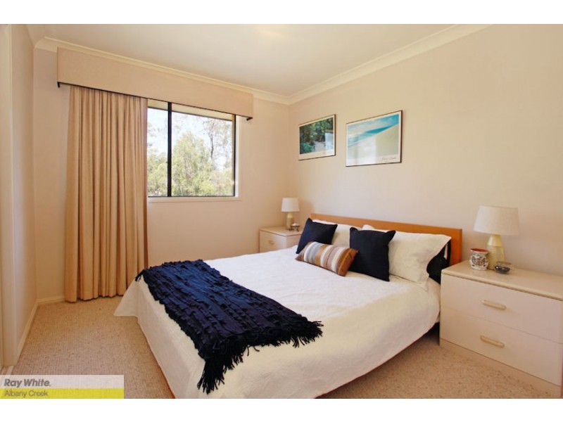 12 Country Club Dr, Albany Creek QLD 4035