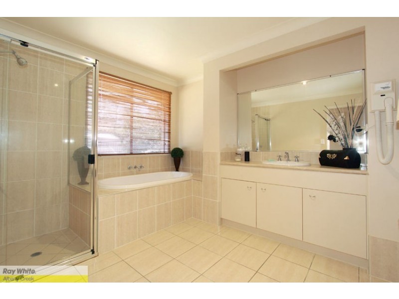 12 Country Club Dr, Albany Creek QLD 4035