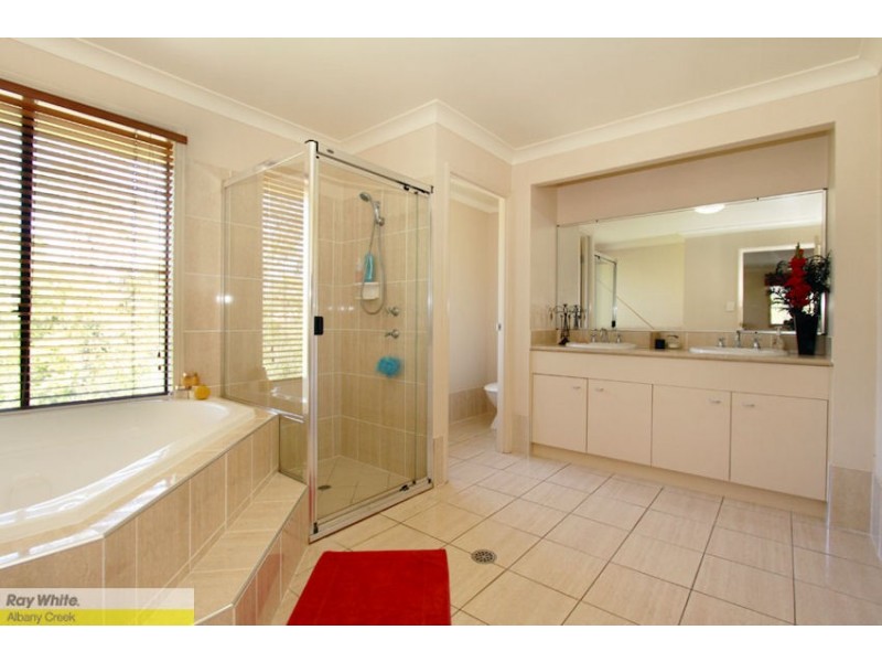 12 Country Club Dr, Albany Creek QLD 4035