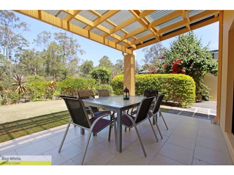 12 Country Club Dr, Albany Creek QLD 4035