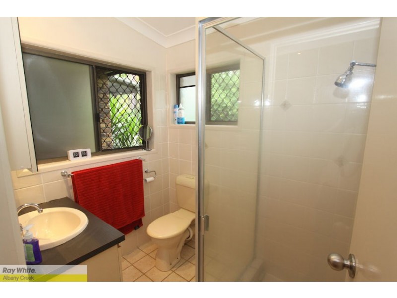 4 Jane Court, Cashmere QLD 4500