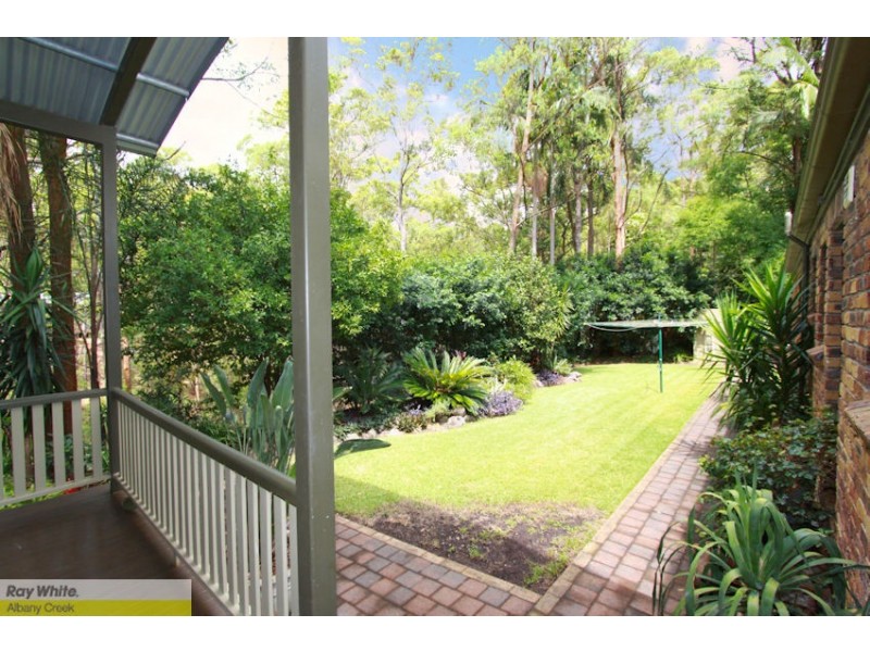 4 Jane Court, Cashmere QLD 4500