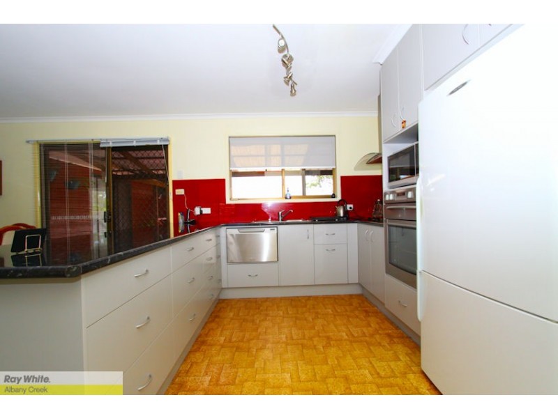 11 Calypso Court, Eatons Hill QLD 4037