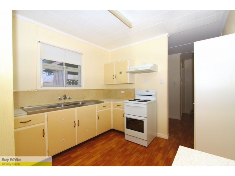 28 Greensill Road, Albany Creek QLD 4035