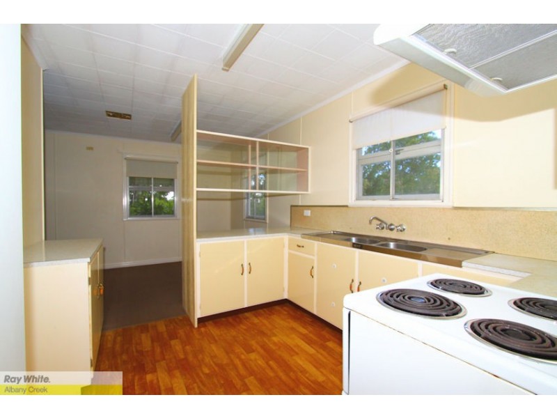28 Greensill Road, Albany Creek QLD 4035