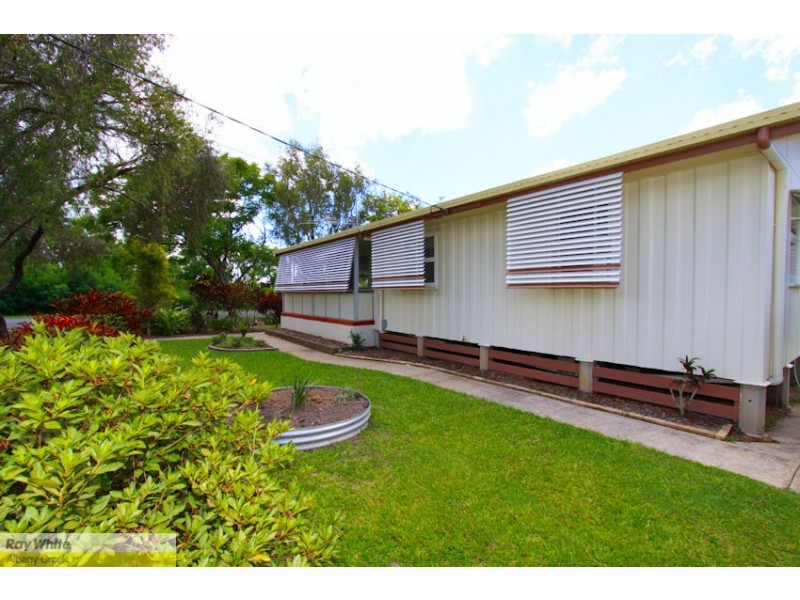 28 Greensill Road, Albany Creek QLD 4035