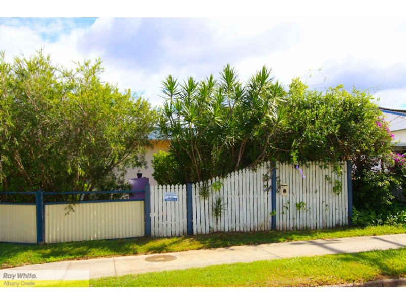 5 Seligan Street, Albany Creek QLD 4035