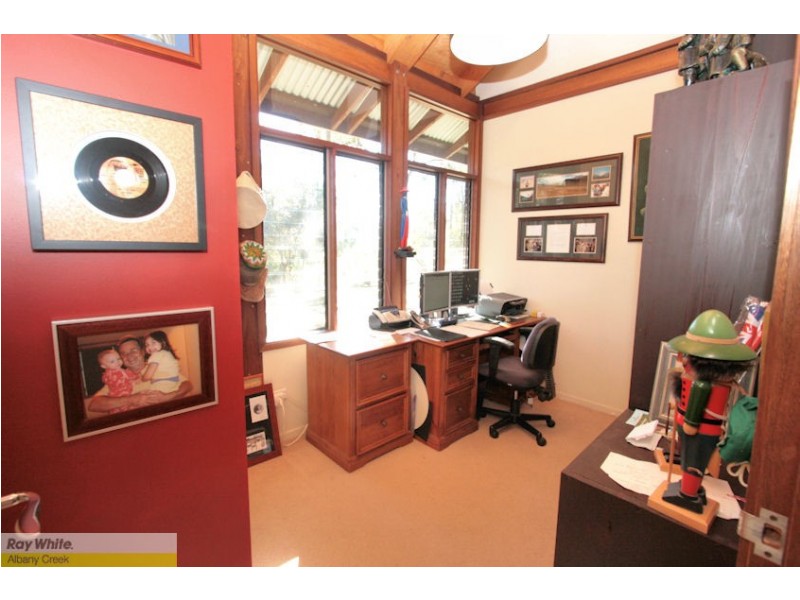 35 Harrier Place, Warner QLD 4500