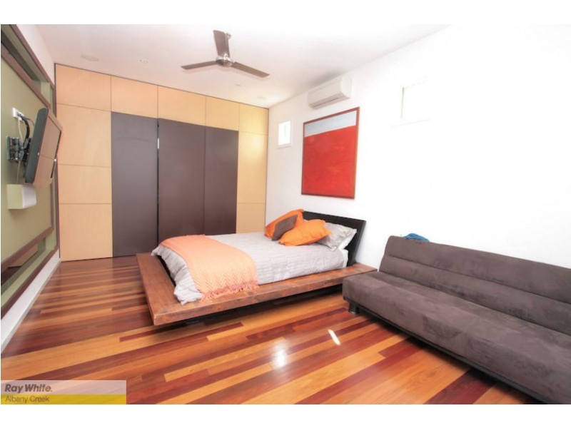 35 Harrier Place, Warner QLD 4500