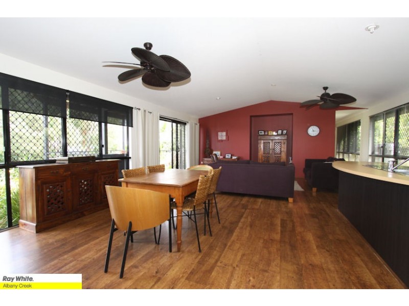 11 Meilland Ct, Eatons Hill QLD 4037