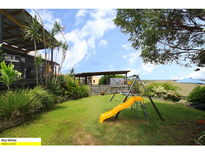 11 Meilland Ct, Eatons Hill QLD 4037