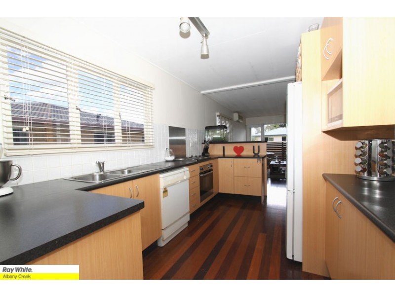 17 Balswidden St, Albany Creek QLD 4035