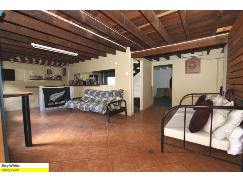 17 Balswidden St, Albany Creek QLD 4035