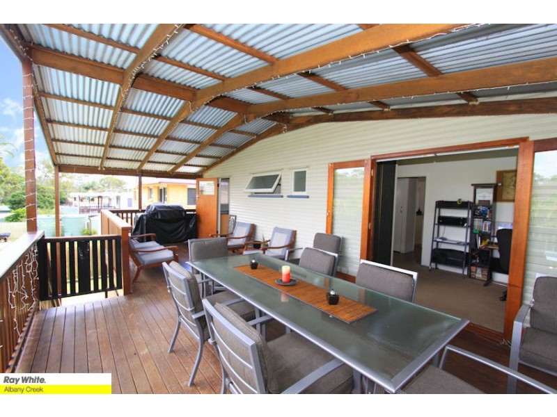 17 Balswidden St, Albany Creek QLD 4035