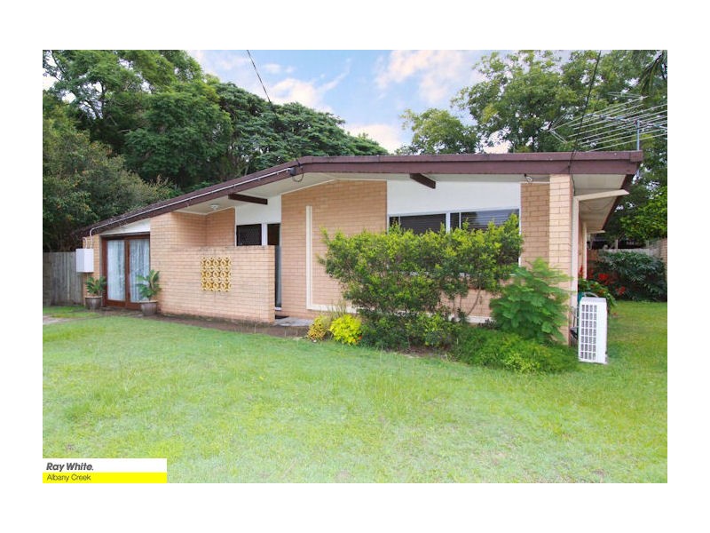 15 Devoran St, Albany Creek QLD 4035