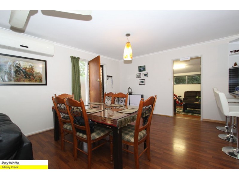 15 Devoran St, Albany Creek QLD 4035