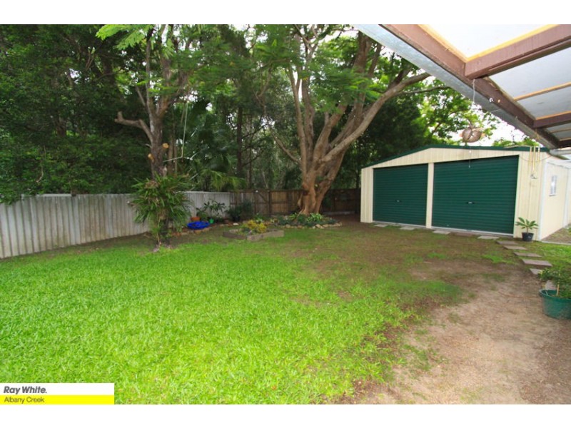 15 Devoran St, Albany Creek QLD 4035