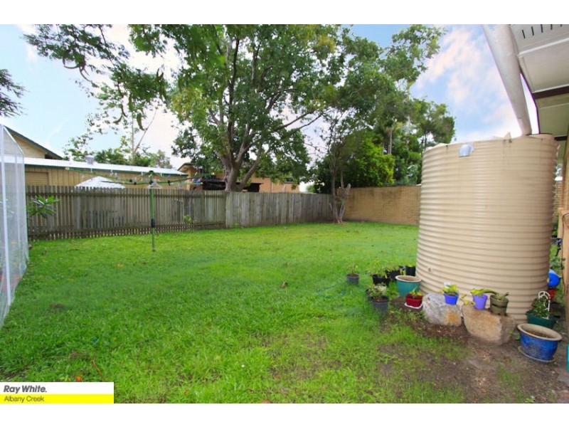 15 Devoran St, Albany Creek QLD 4035