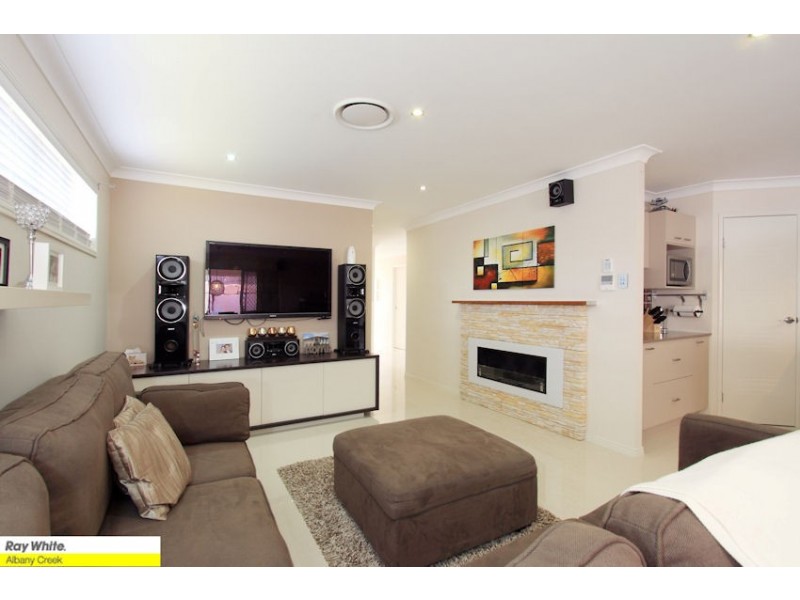 15 Schukow Ct, Warner QLD 4500