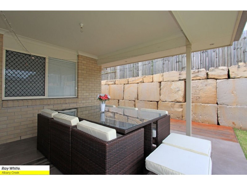 15 Schukow Ct, Warner QLD 4500