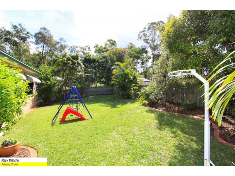 8 Silverwood Ct, Ferny Hills QLD 4055