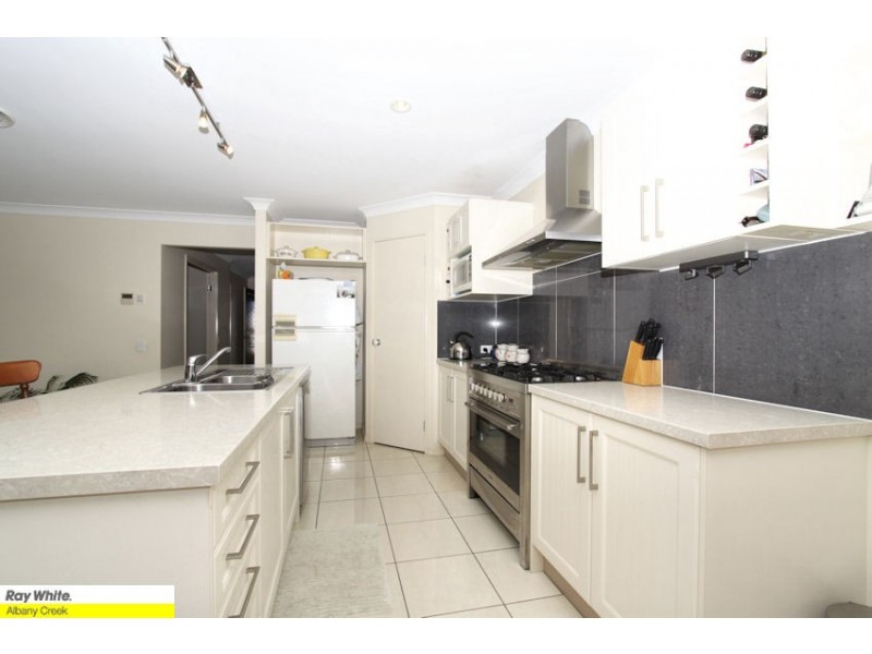 10 Lido Cct, Warner QLD 4500