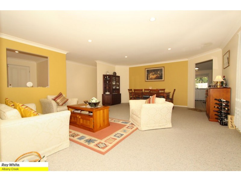 10 Duet Court, Eatons Hill QLD 4037