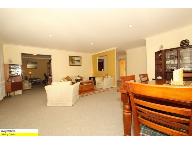 10 Duet Court, Eatons Hill QLD 4037