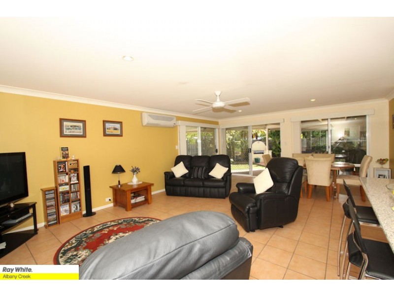 10 Duet Court, Eatons Hill QLD 4037