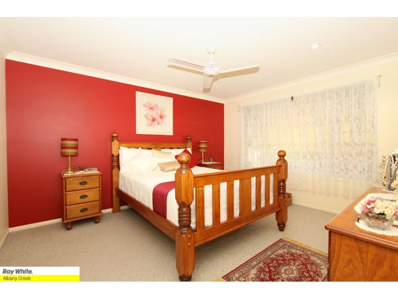 10 Duet Court, Eatons Hill QLD 4037