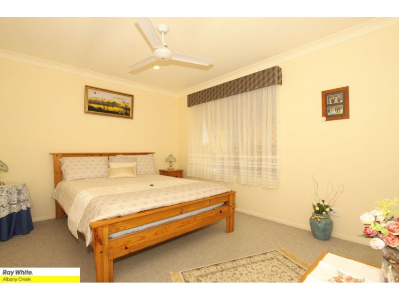 10 Duet Court, Eatons Hill QLD 4037