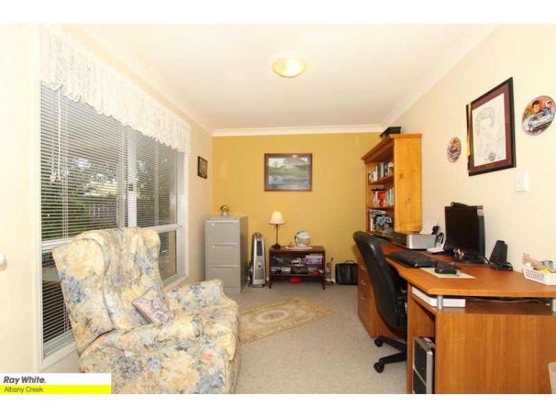10 Duet Court, Eatons Hill QLD 4037