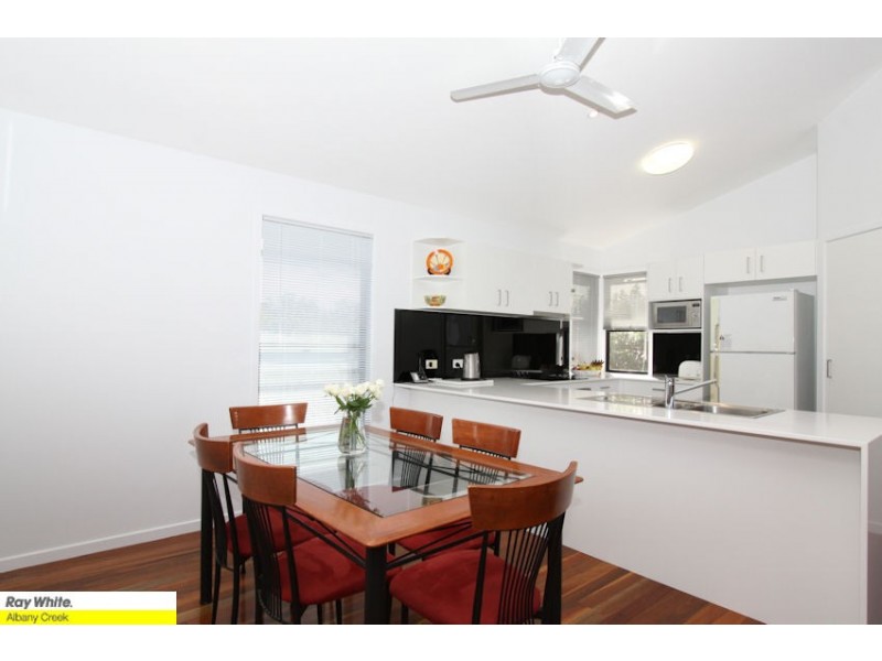 15 Bettina Ct, Eatons Hill QLD 4037