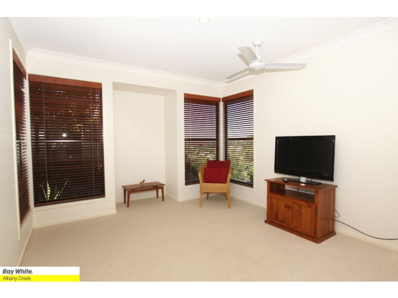 15 Bettina Ct, Eatons Hill QLD 4037