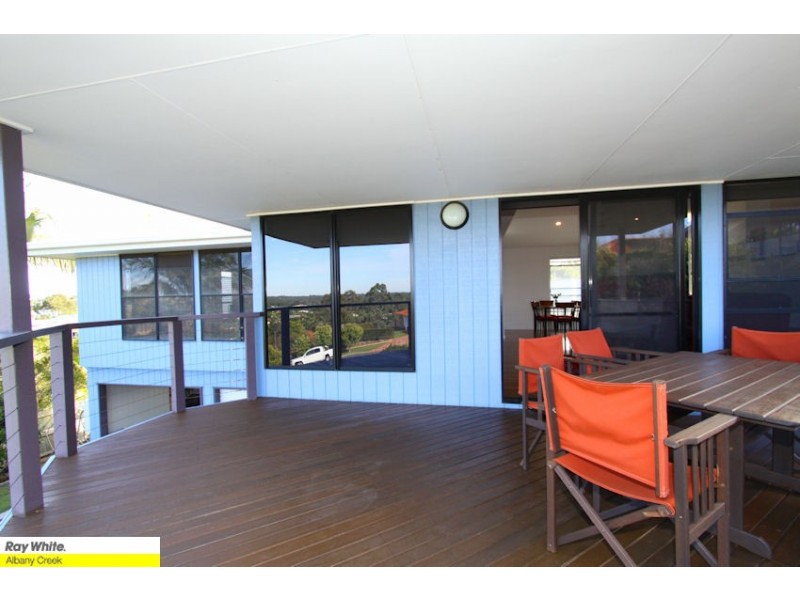 15 Bettina Ct, Eatons Hill QLD 4037