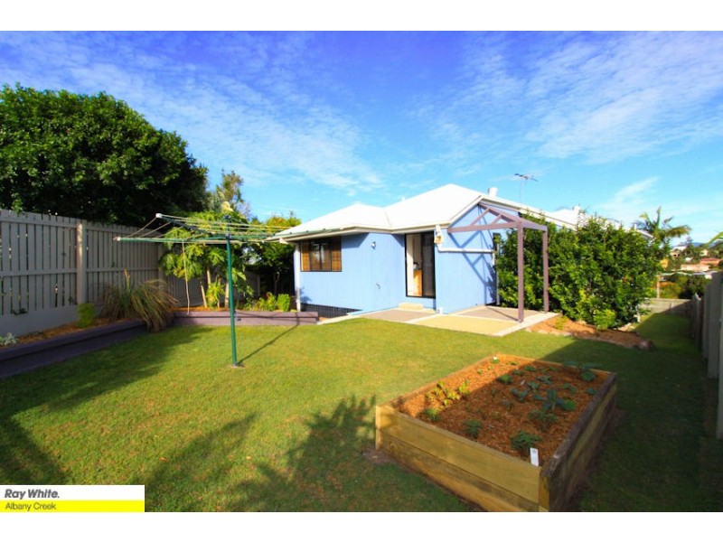15 Bettina Ct, Eatons Hill QLD 4037