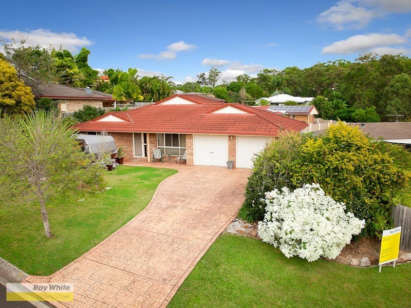 4 Duet Ct, Eatons Hill QLD 4037