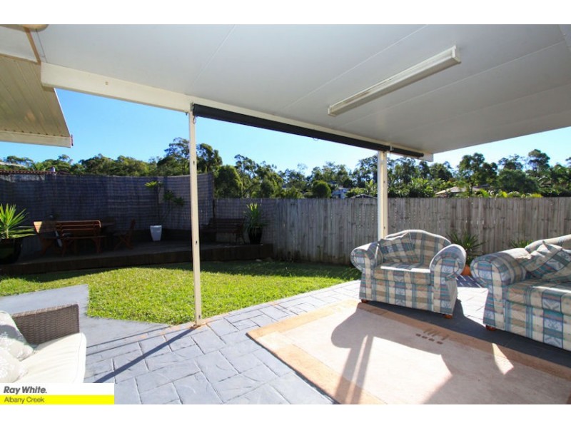 4 Duet Ct, Eatons Hill QLD 4037