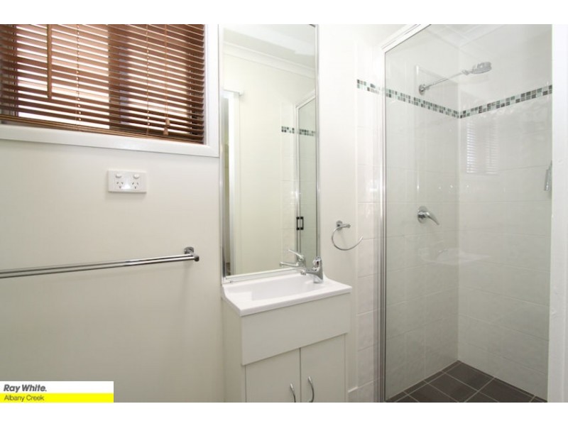 3 Biggs Ct, Albany Creek QLD 4035