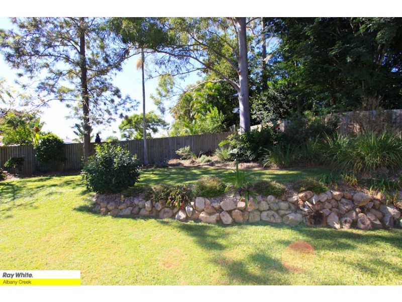 3 Biggs Ct, Albany Creek QLD 4035
